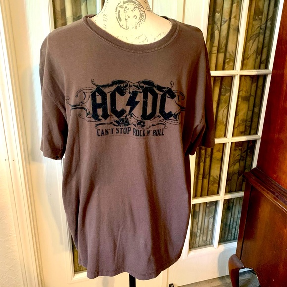 🌹🎸⚡️Men’s Short Sleeve Tshirt AC⚡️DC - Picture 1 of 6